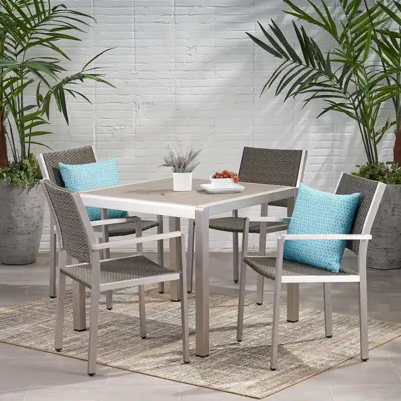 5-Piece Patio Dining Set for 4 People Gray Faux Wood Table Wicker Chairs